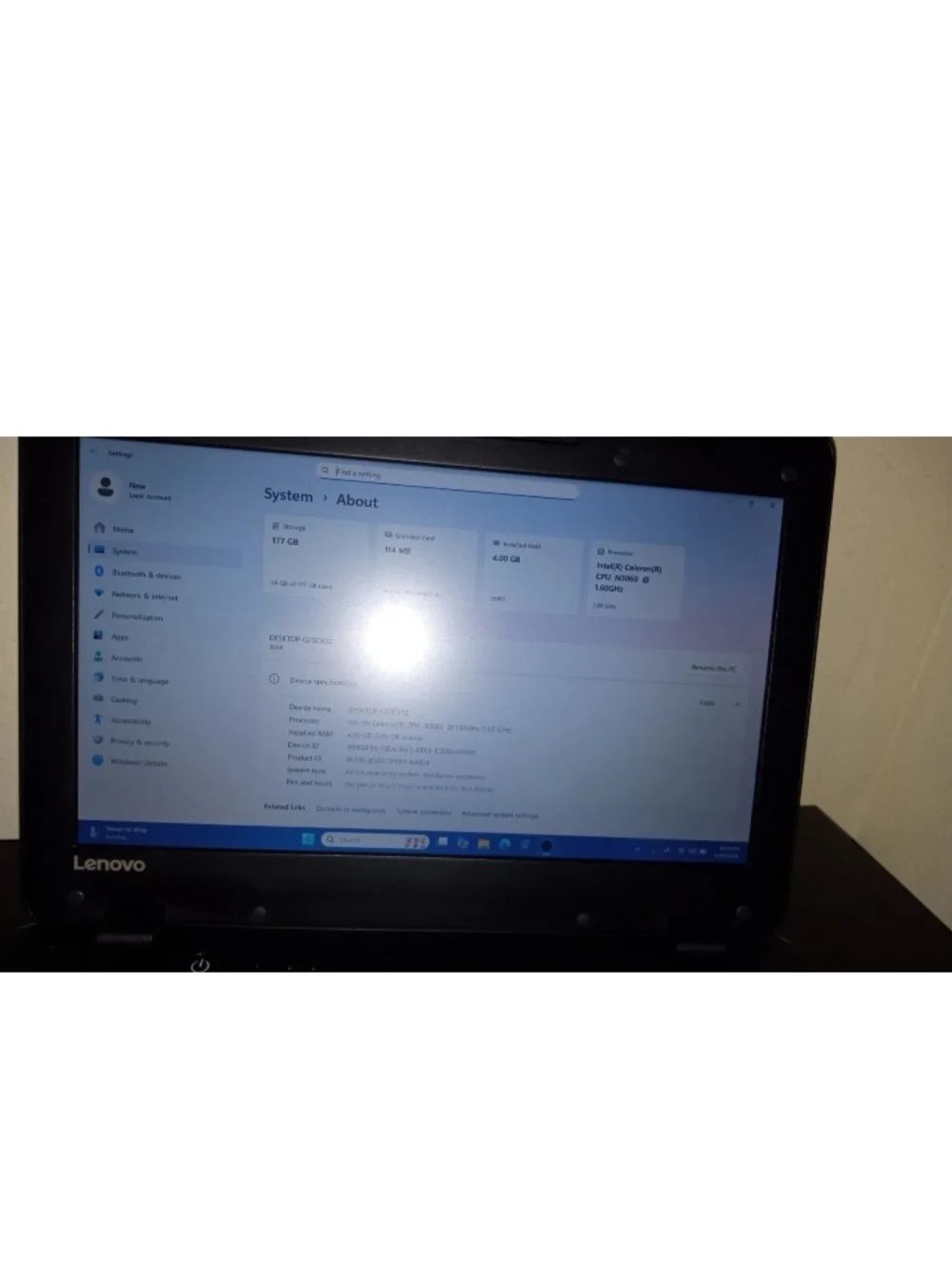 Lenovo N22 Intel Celeron Windows 11 128gb SSD 4gb Ram Laptop Computer
